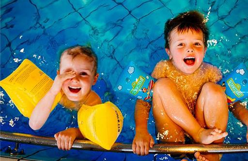 造成自閉癥的因素有哪些?