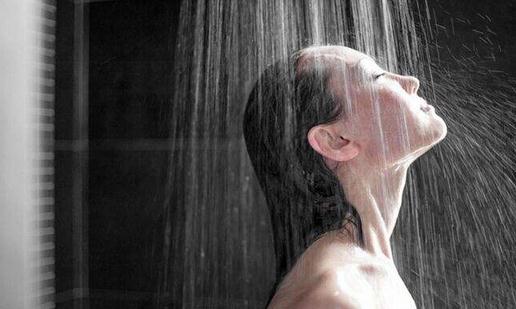 洗澡水太熱小心心肌梗死！