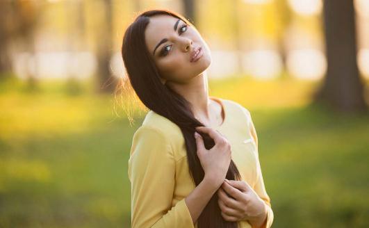 減肥期間狂掉頭發(fā)是怎么回事?