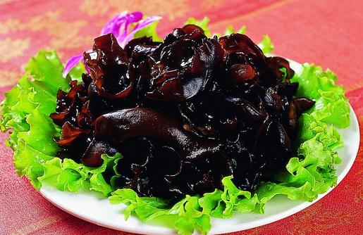 黑木耳是越黑的越好嗎？