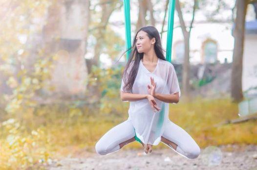 空中瑜伽是啥？空中瑜伽的好處