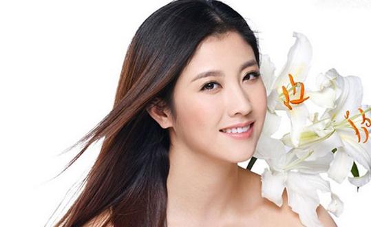 學(xué)做瘦臉操才更加健康哦！