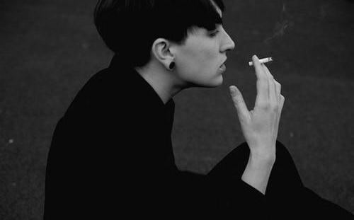 戒煙太難？怎么抽煙能夠減小危害？