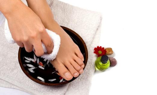 用什么藥泡腳能真的減肥？