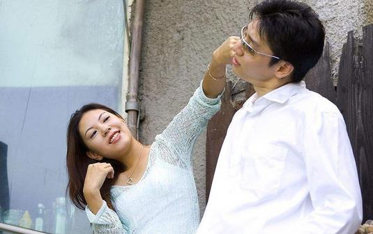 不同年代的人都是怎么示愛的?