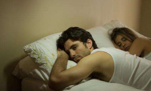 婚姻里有人出軌應(yīng)該挽留嗎?