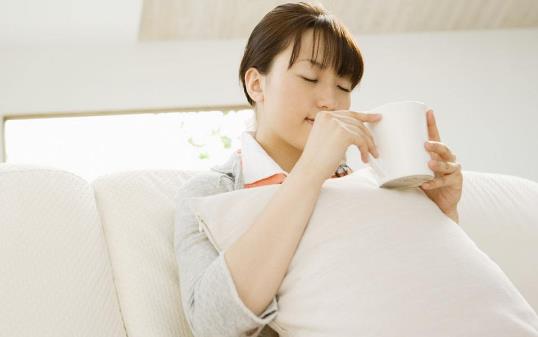 導致外陰性不孕的原因是什么？