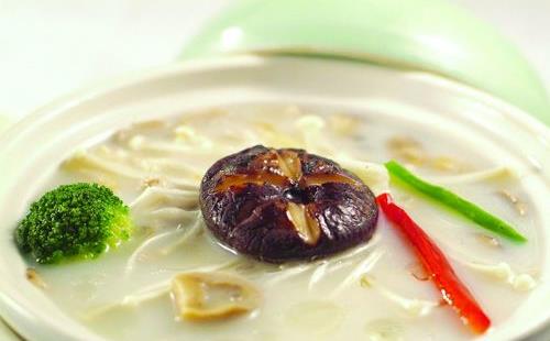 養(yǎng)顏湯為肌膚保駕護航