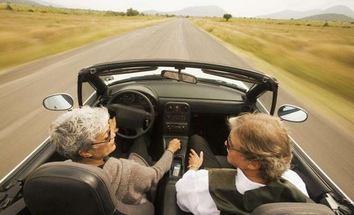 老年人開車的注意事項