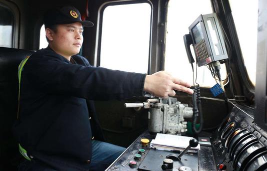 先天性弱視可以開車嗎