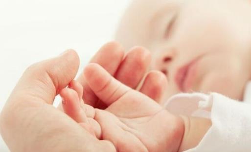 哺乳期感冒能喝板藍根嗎