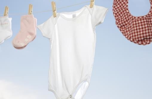 衣服沾到乳膠漆能洗干凈嗎