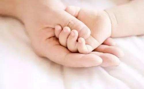 產后脫發是怎么回事