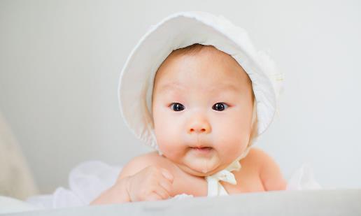 果汁對(duì)寶寶身體的益處有哪些