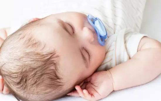 新生兒淚囊炎的原因及癥狀