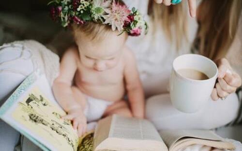 新生兒臉上起小紅點的原因