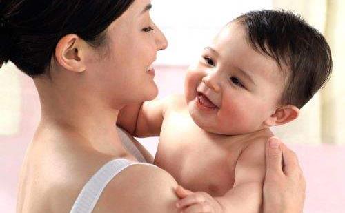 坐月子的時(shí)候不能吃哪些食物