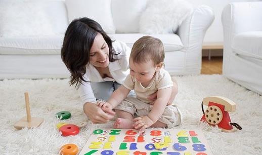 寶寶說話結巴的具體表現