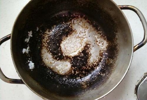 食物糊鍋怎么辦 如何防止電飯鍋糊鍋