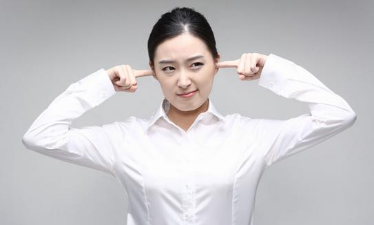 耳朵里面長痘痘是什么原因