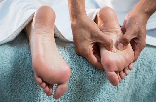 男人足部護(hù)理的原則