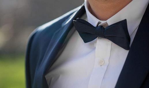 西服應該怎么清洗