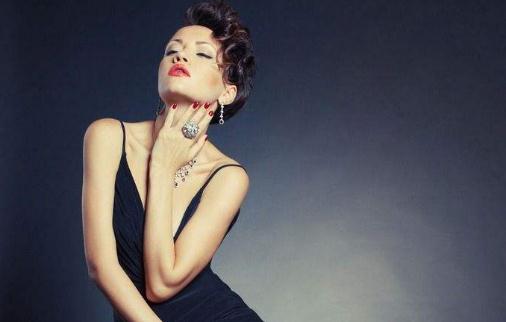 大姨媽來(lái)之前有什么癥狀 經(jīng)期要注意8大事項(xiàng)