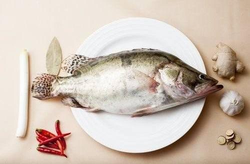 空腹吃魚?等于慢性自殺!