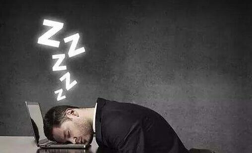 為什么熬夜會長痘痘