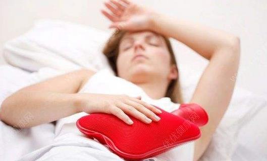 痛經女人別吃這些食物!