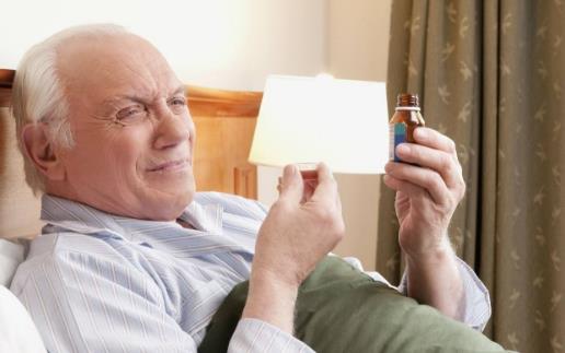 秋冬季節(jié)要小心預(yù)防抑郁癥！