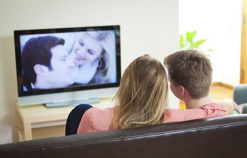 常看電視小心患皮膚病!