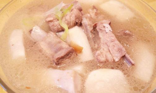 補(bǔ)鈣誤區(qū) 大量喝骨頭湯反致鈣流失