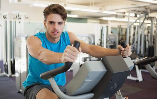 健身這事兒千萬不能太拼!