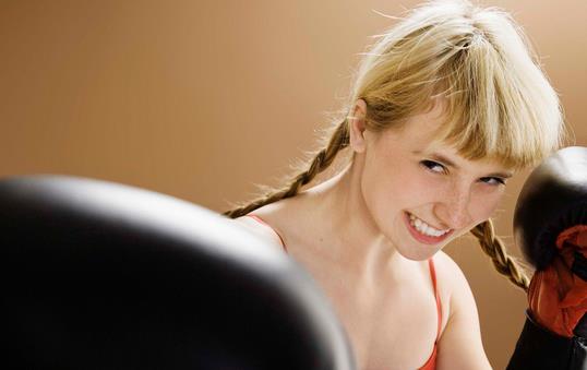 青春期的孩子需要補充哪些營養