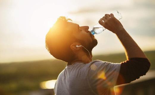 水中加這些中藥能抗衰老!