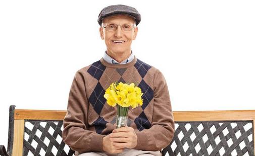 老年人保護(hù)好耳朵防耳聾