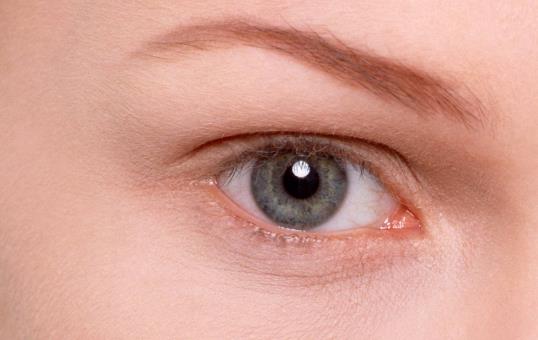 白內障的早期癥狀有哪些