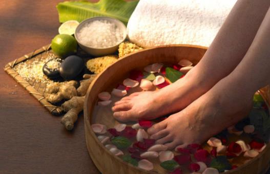 冬季用什么泡腳對身體好