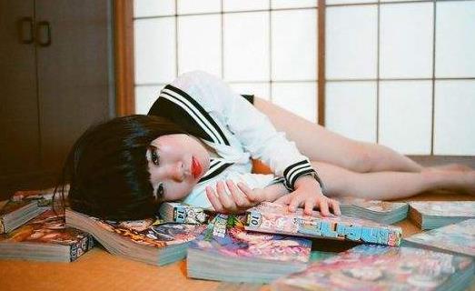 小女孩是如何蛻變成為女人的