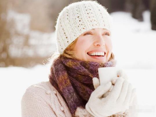 女性比男性怕冷的原因 多吃5種食物御寒