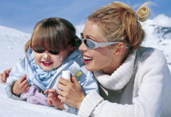 冬季護膚保濕小常識步驟 學會保養竅門使皮膚更水潤