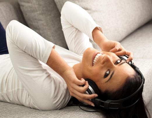 女人經(jīng)期不適的調(diào)節(jié)方法 女人經(jīng)期補血食物推薦