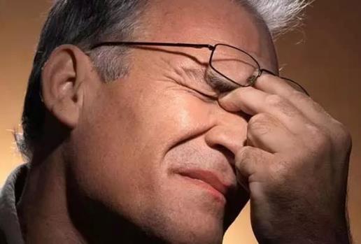 白領(lǐng)五大職業(yè)病 辦公臀、鼠標(biāo)手、電腦頸緩解方法