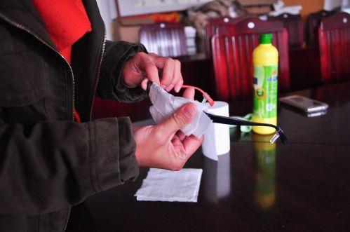 正確清洗眼鏡的方法 學會清洗妙招能保護眼睛