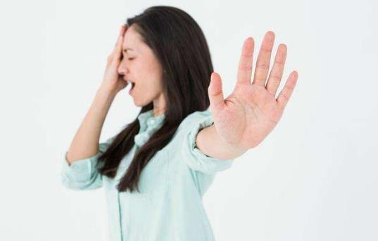 女人最討厭男人這樣稱呼自己 感情再好也會(huì)反感！