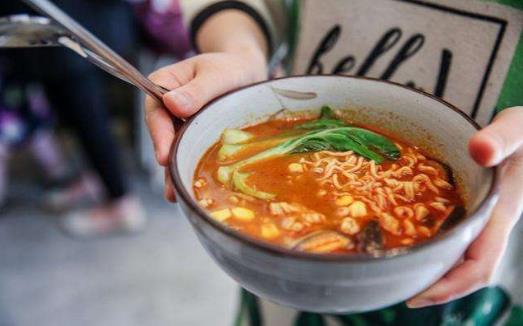 網傳方便面泡面防腐劑多毒性強 遠沒你想的那么垃圾