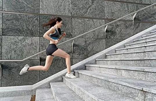 45歲后還有這6個(gè)特征的人 可能是“癌癥免疫體”