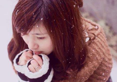 女人手腳冰涼危害大 手腳冰涼要多吃羊肉