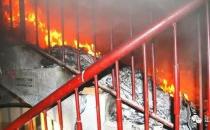 ?高樓發生火災逃生要點 消防員教你是跑還是不跑